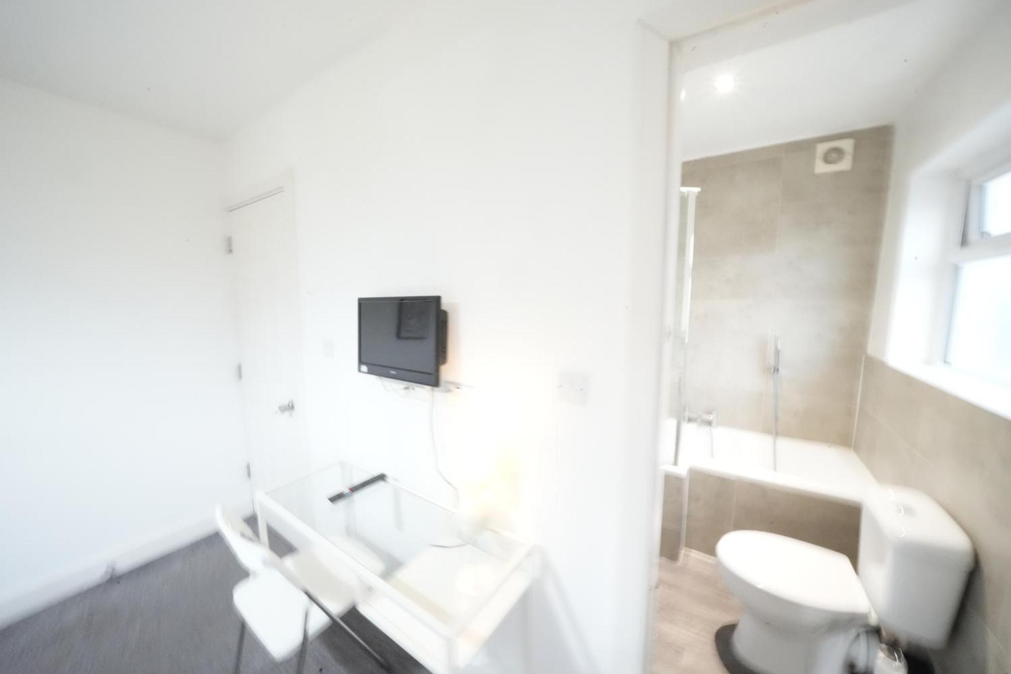 Appartement Great Airport Sleep à Harmondsworth Extérieur photo
