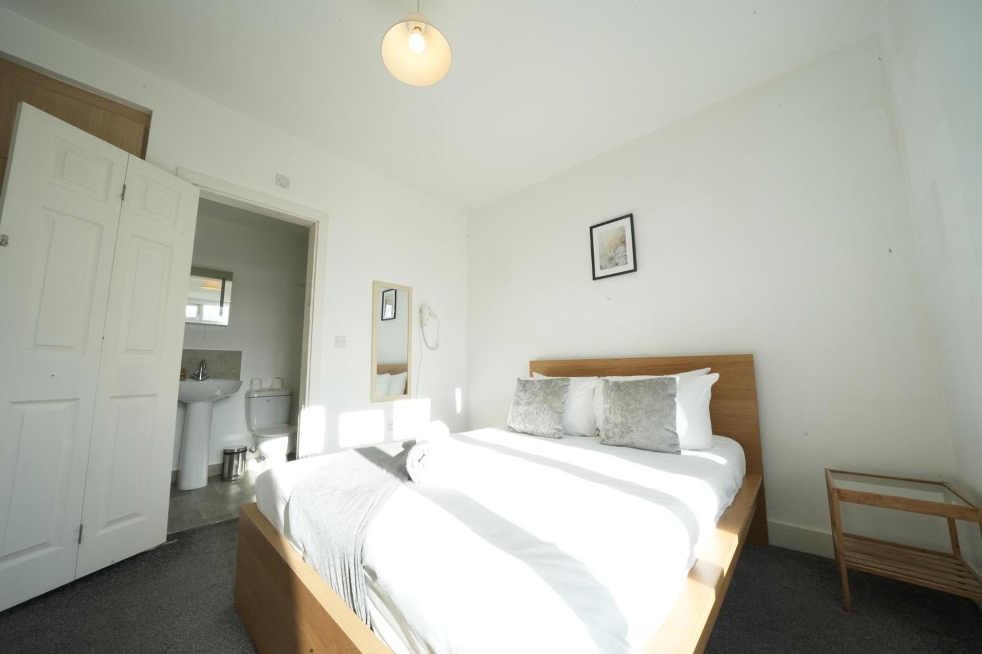 Appartement Great Airport Sleep à Harmondsworth Extérieur photo